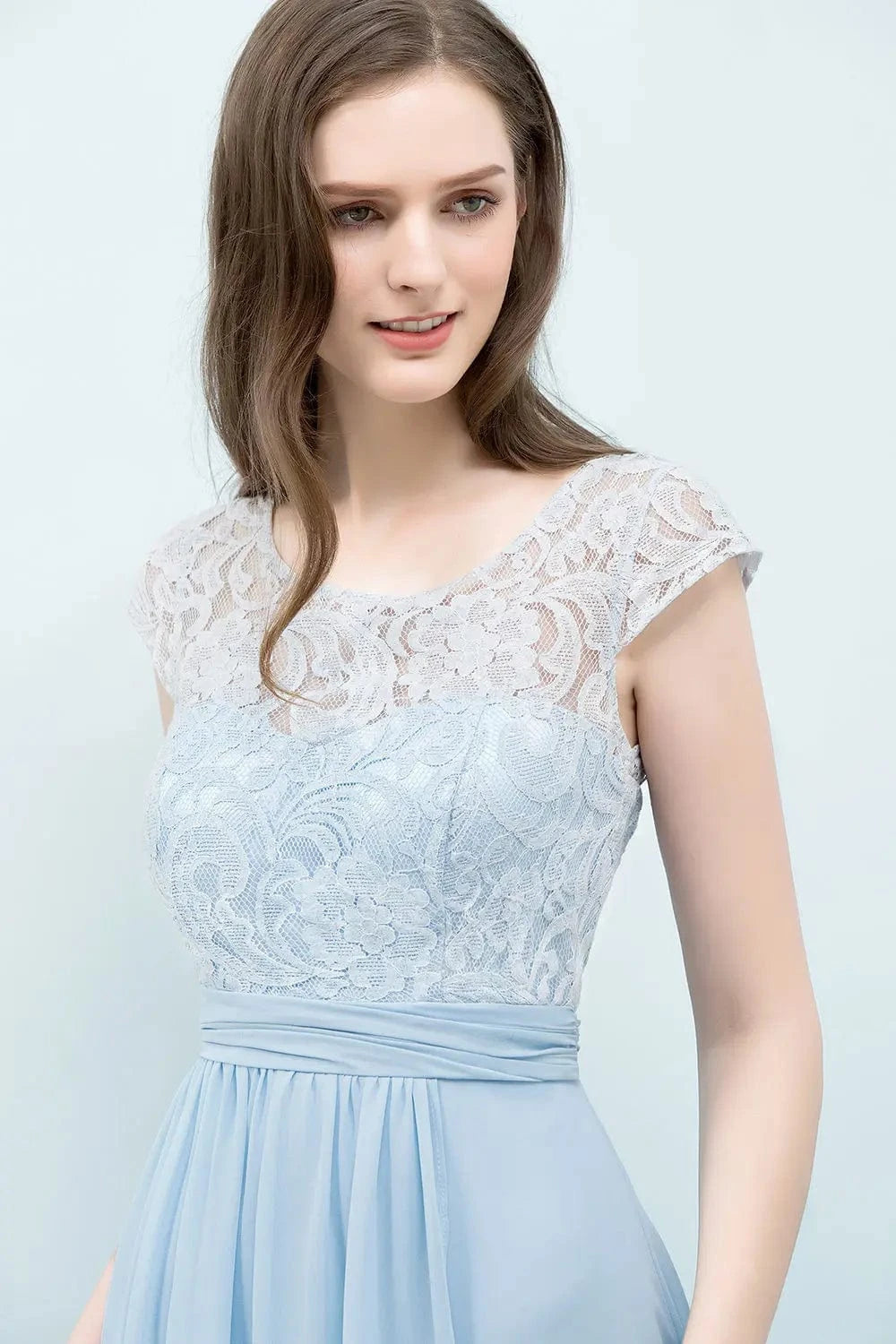 robe demoiselle d'honneur longue fluide pour mariage chic couleur rose poudré style bohème