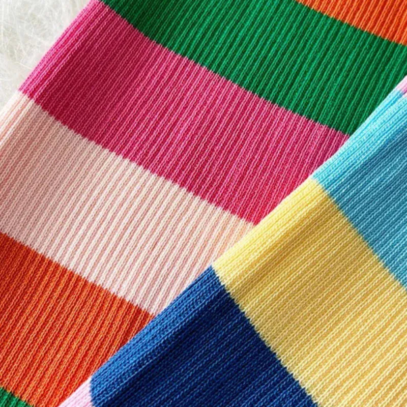 Robe d'été à rayures arc-en-ciel moulante