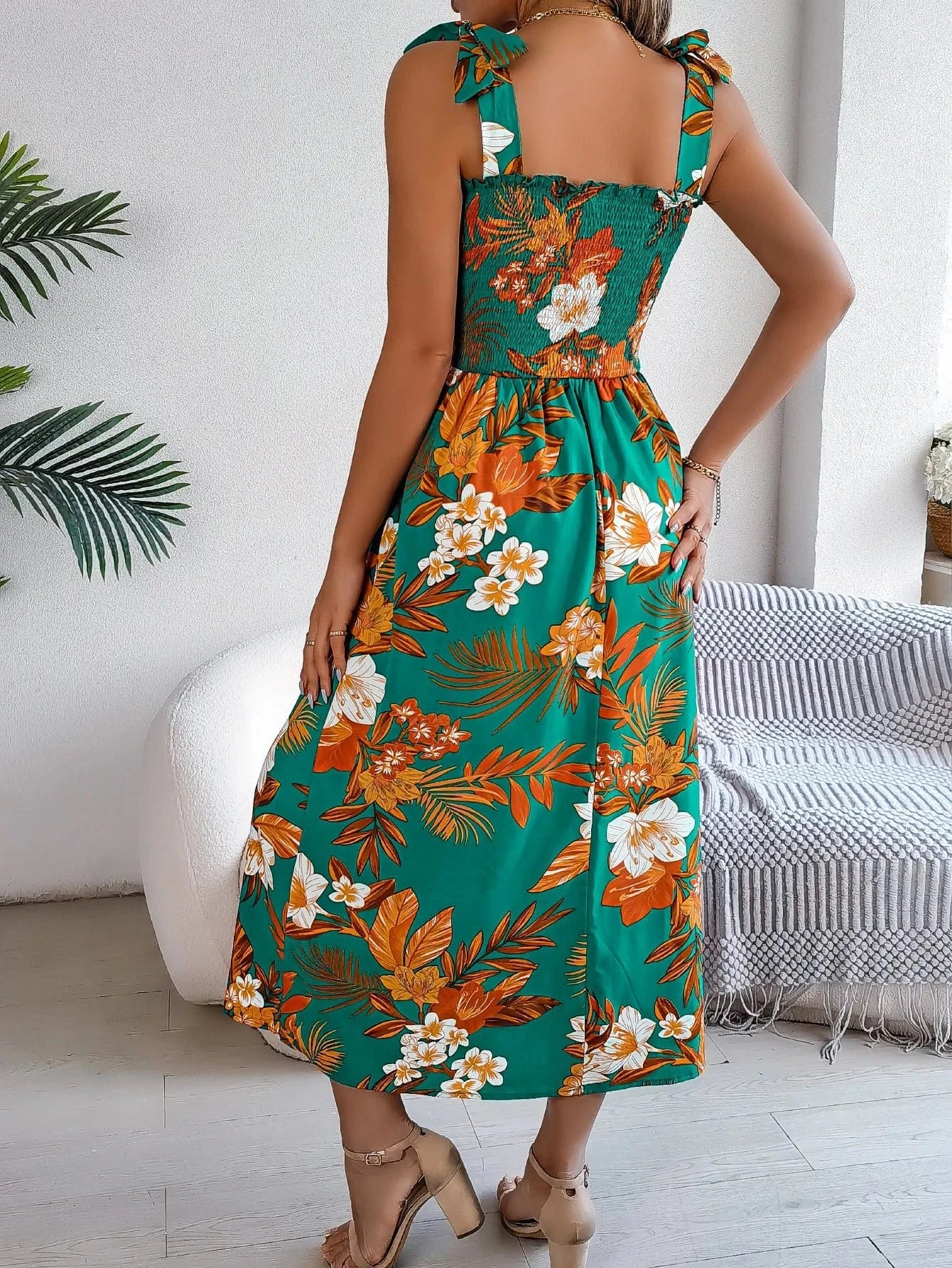 robe été fleurie midi trapèze sans manches style bohème invitée mariage casual chic