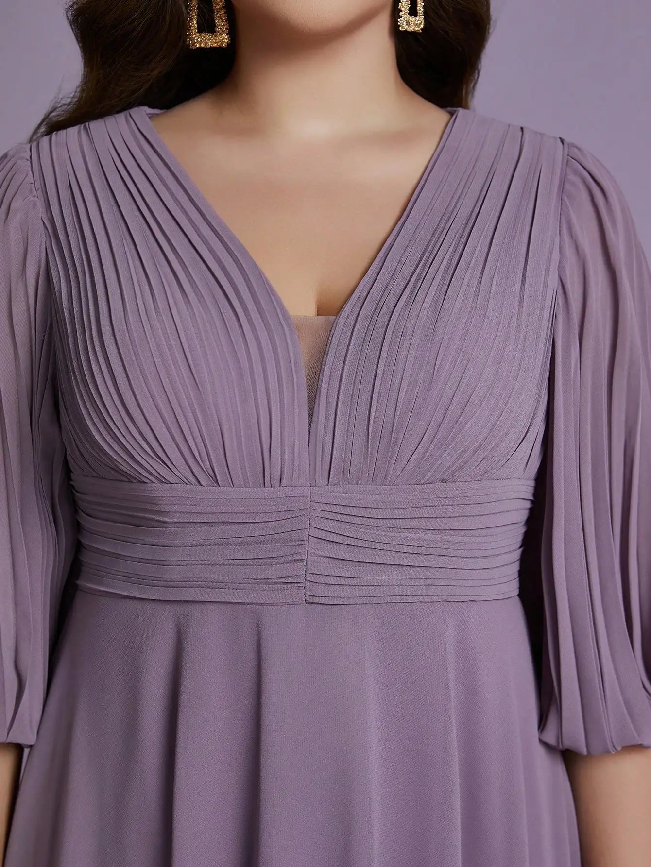 Robe d'invitée au mariage grande taille lilas