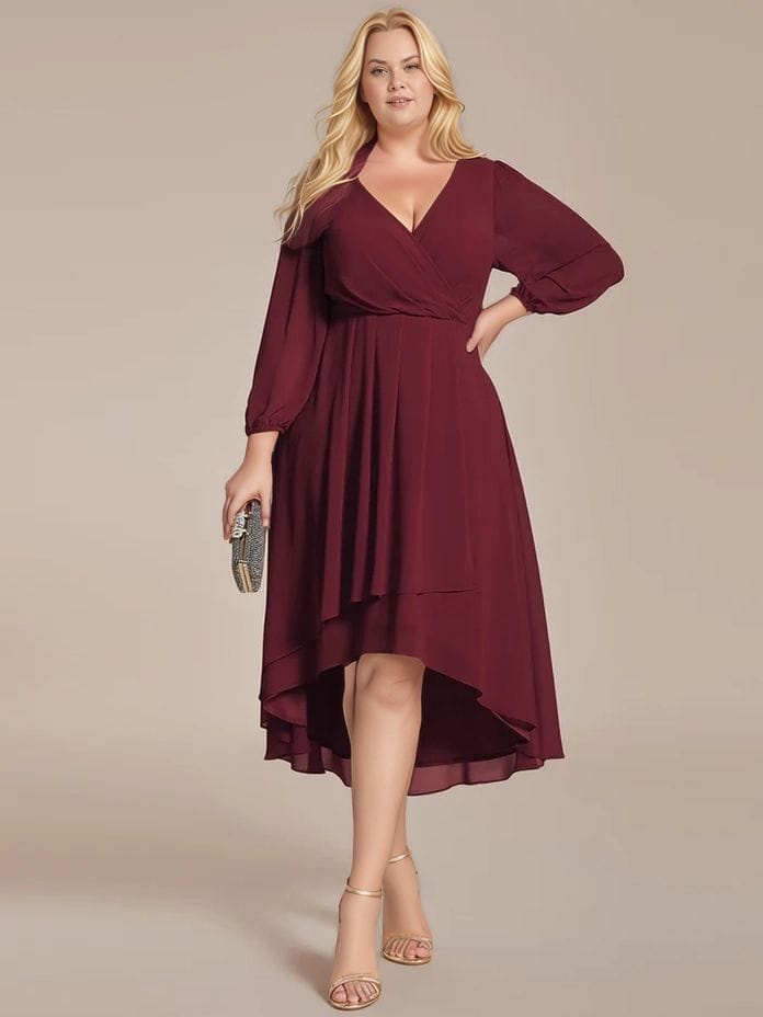 Robe de cocktail grande taille bordeaux asymétrique