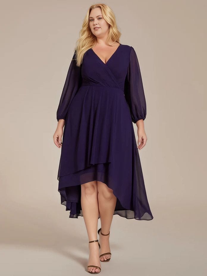 Robe de cocktail grande taille violette asymétrique