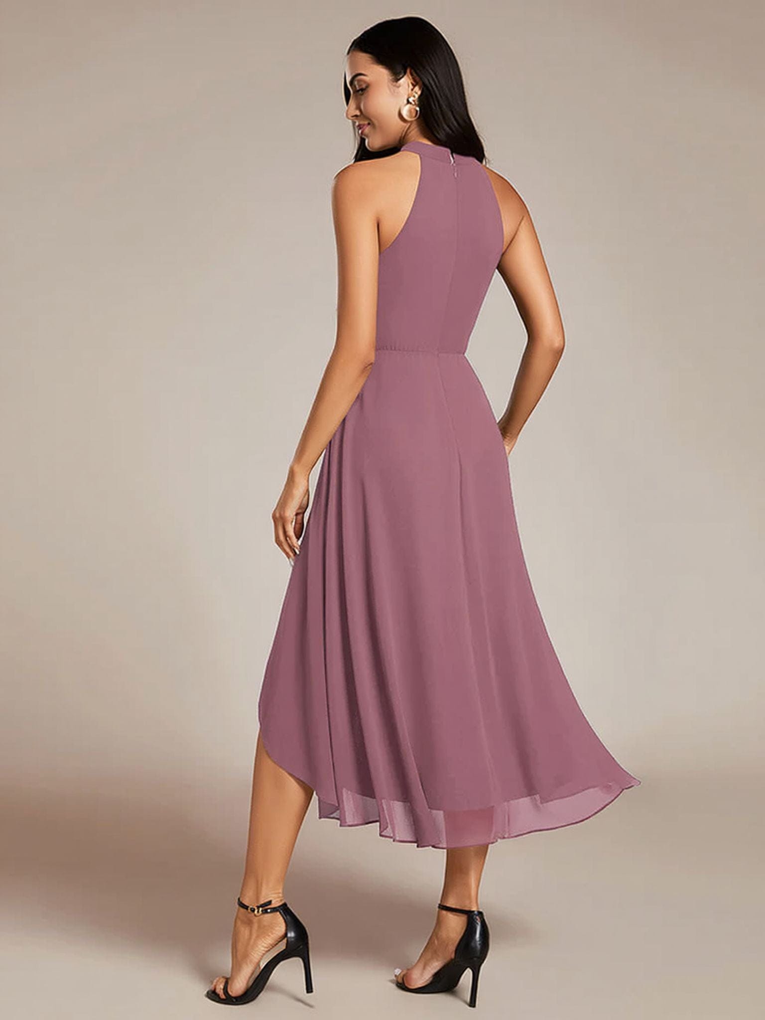 Robe de soirée chic midi dos nu violette sans manches élégante parfaite pour mariage invité ou cocktail été