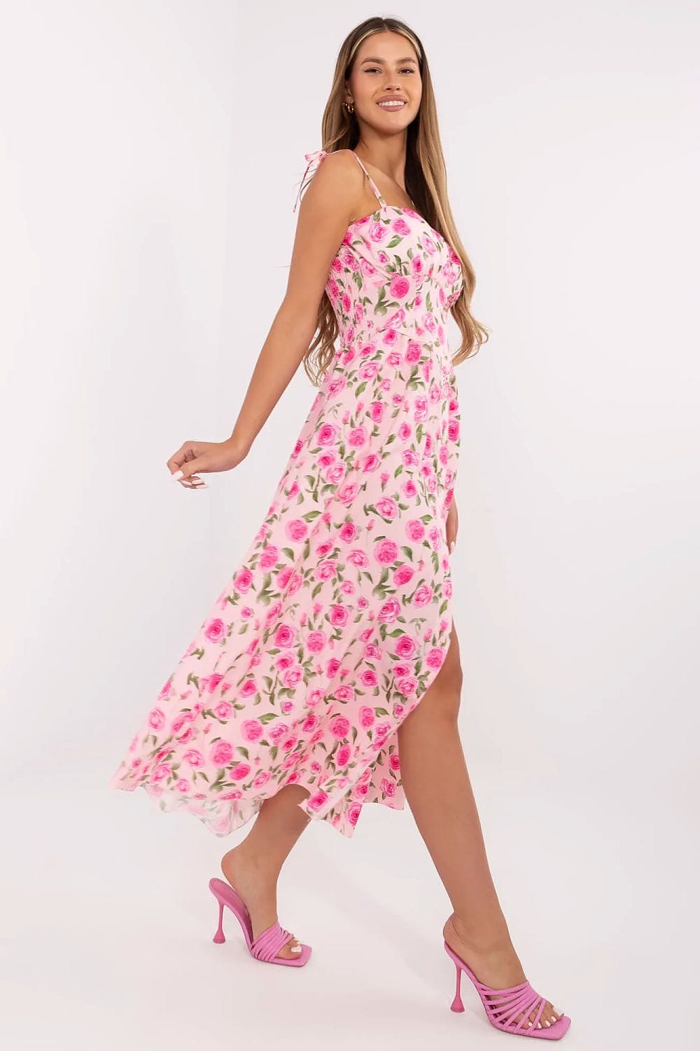 Robe été fleurie longue rose évasée, idéale pour mariage invité bohème ou soirée estivale élégante