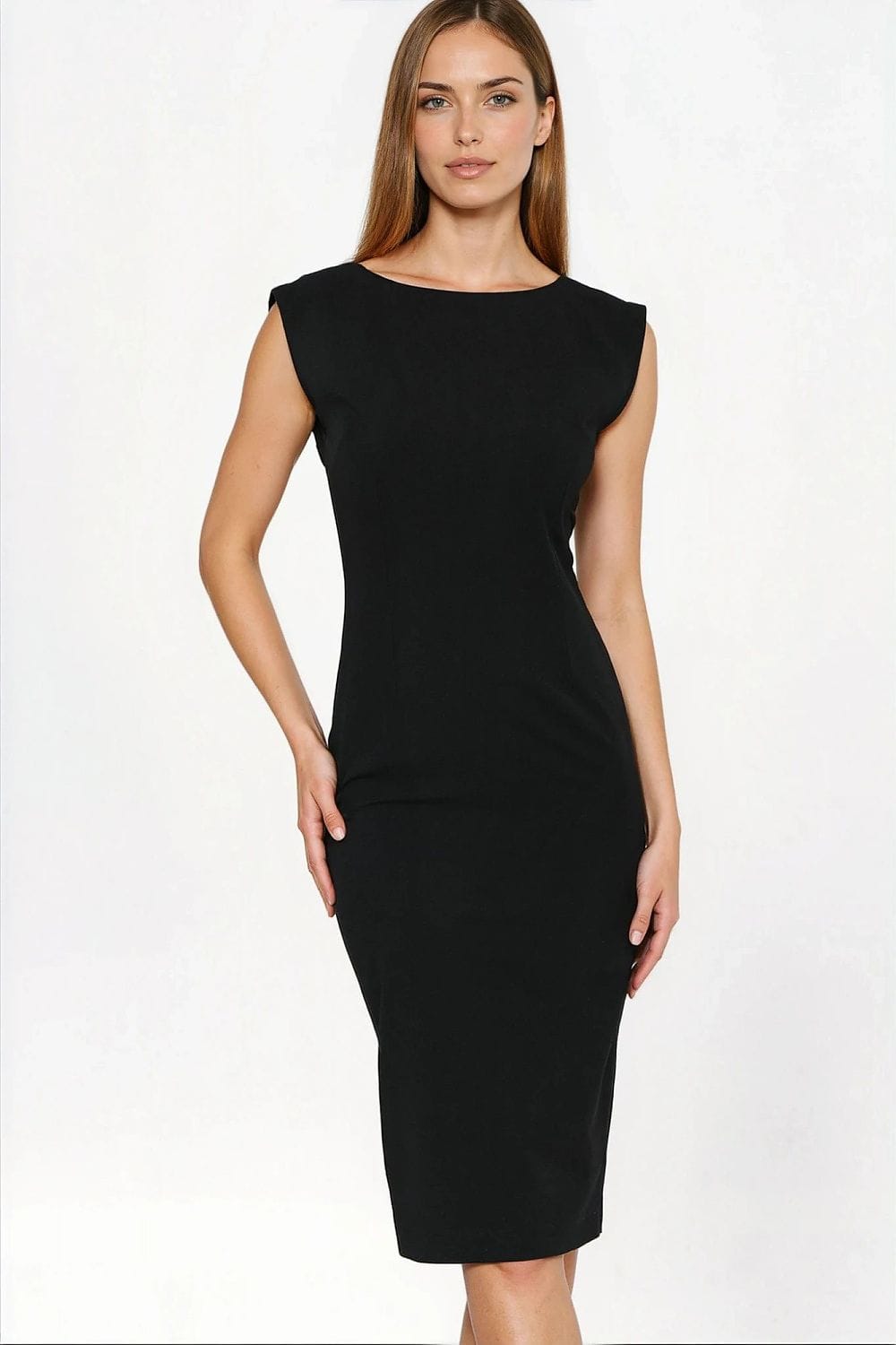 Robe de soirée chic noire moulante midi sans manches élégante pour cocktail mariage invité ou gala