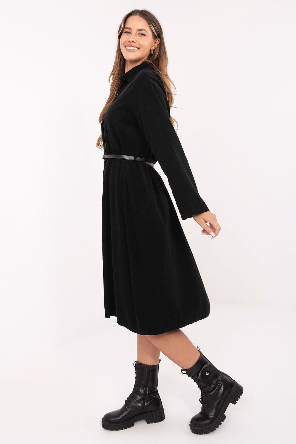 Robe noire midi fluide femme casual manches longues col chemise ceinture, idéale automne hiver look chic