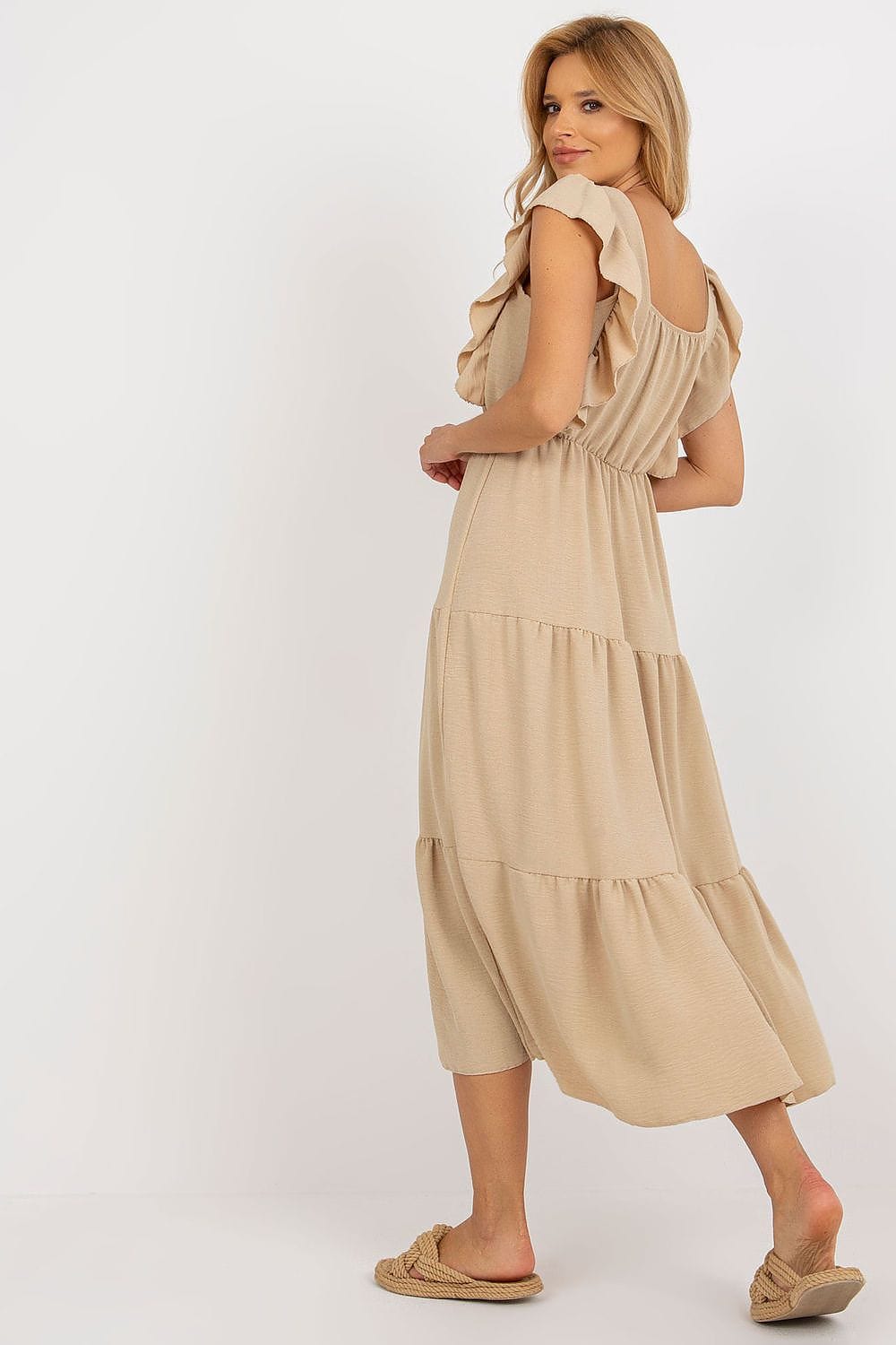 robe longue été bohème champêtre à bretelles fines, parfaite pour un look féminin et décontracté
