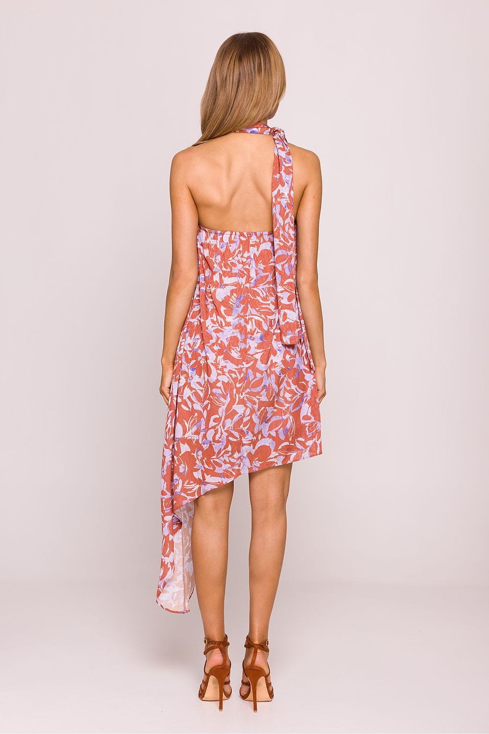 Robe asymétrique été fleurie terracotta sans manches dos nu courte idéale pour cocktail ou mariage invité
