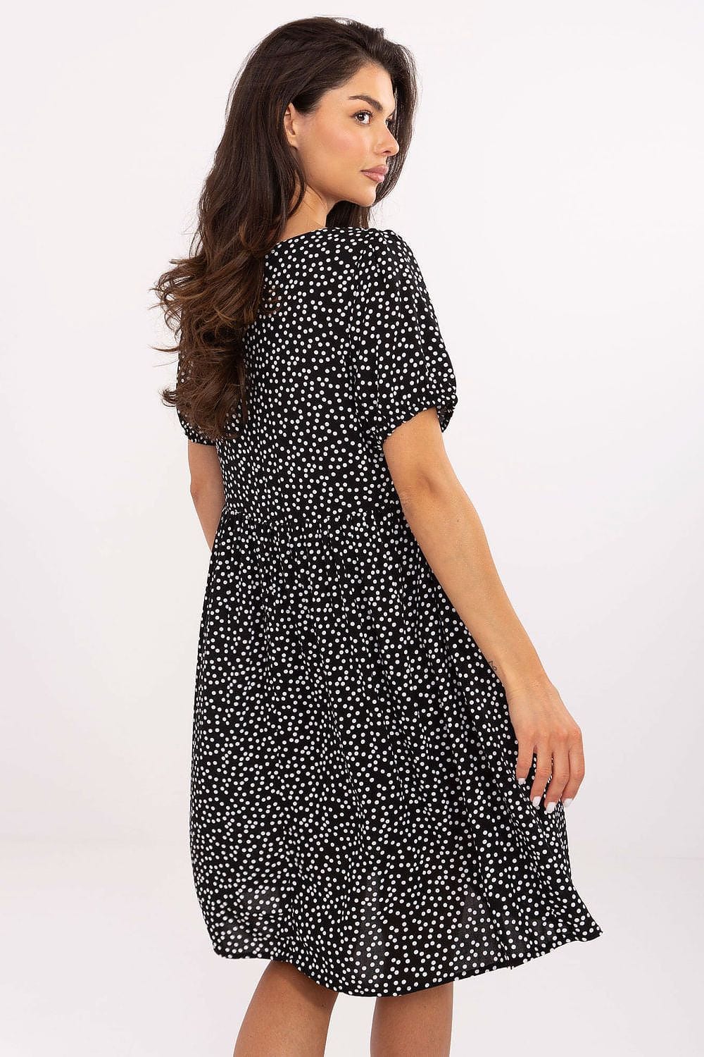 Robe courte noire à pois blancs style bohème manches courtes évasée pour été ou soirée décontractée femme