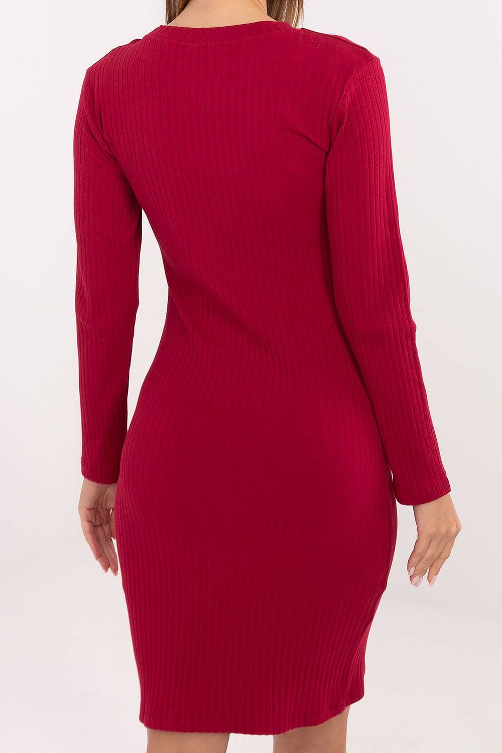 Robe moulante soirée chic rouge midi manches longues en maille idéale pour événement ou cocktail élégant
