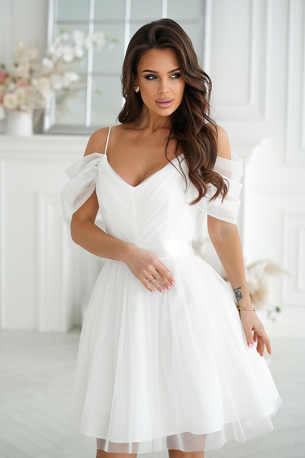 Robe de cocktail en tulle évasée pour soirée chic d'été longue sans manches couleur champagne