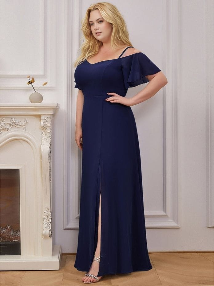 Robe de soirée mariage grande taille bleue longue fluide fendue épaules dénudées élégante femme