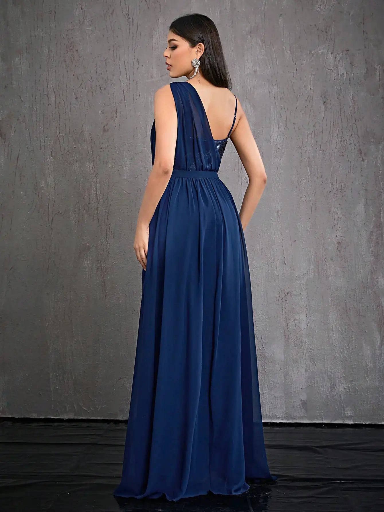 Robe de soirée bleue marine longue haut à paillettes