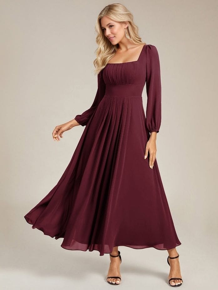 Robe longue bordeaux soirée chic manches longues fluide trapèze élégante femme invitée mariage