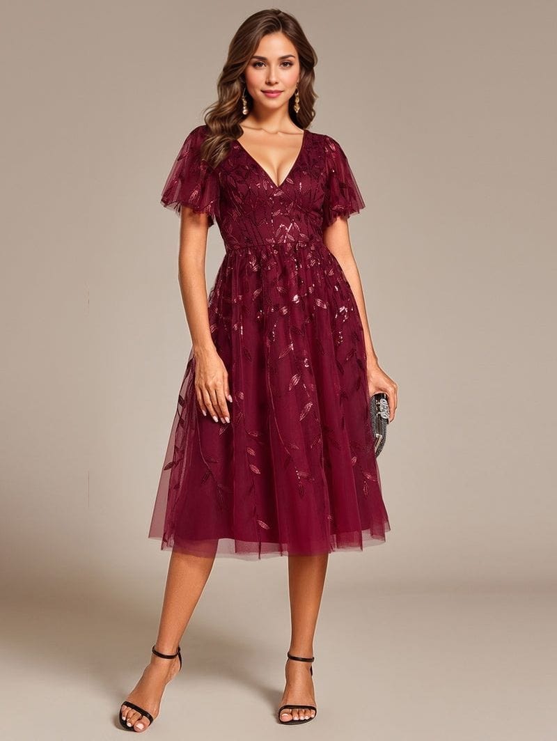 Robe de soirée chic bordeaux midi fluide manches courtes décolleté idéale mariage invité ou cocktail élégant