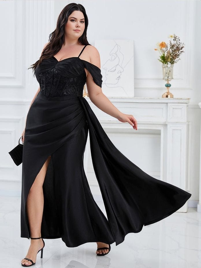 Robe de soirée grande taille noire longue fendue élégante épaules dénudées bustier fluide chic femme
