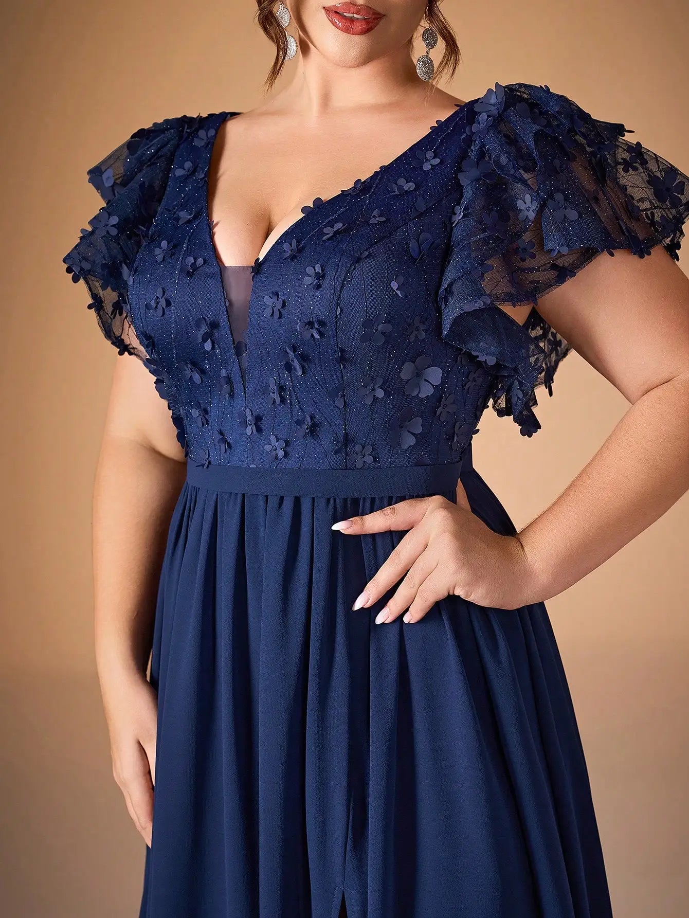 Robe de soirée longue bleue grande taille haut en dentelle brodée