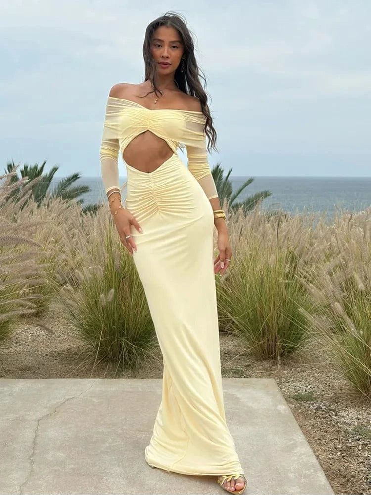 Robe de soirée chic longue champagne épaules dénudées moulante élégante idéale pour mariage invité été