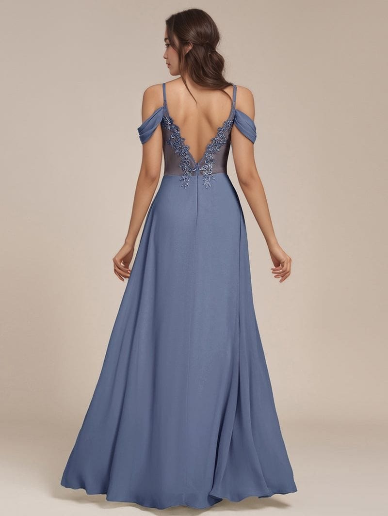 Robe de soirée longue bleu dos nu élégante pour mariage invitée chic décolleté fleurs brodées tendance