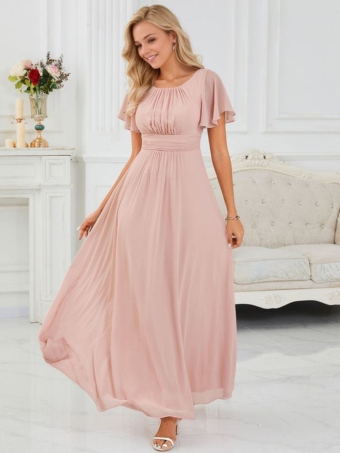 Robe longue rose poudré fluide pour soirée mariage invitée, manches courtes et style bohème chic élégant