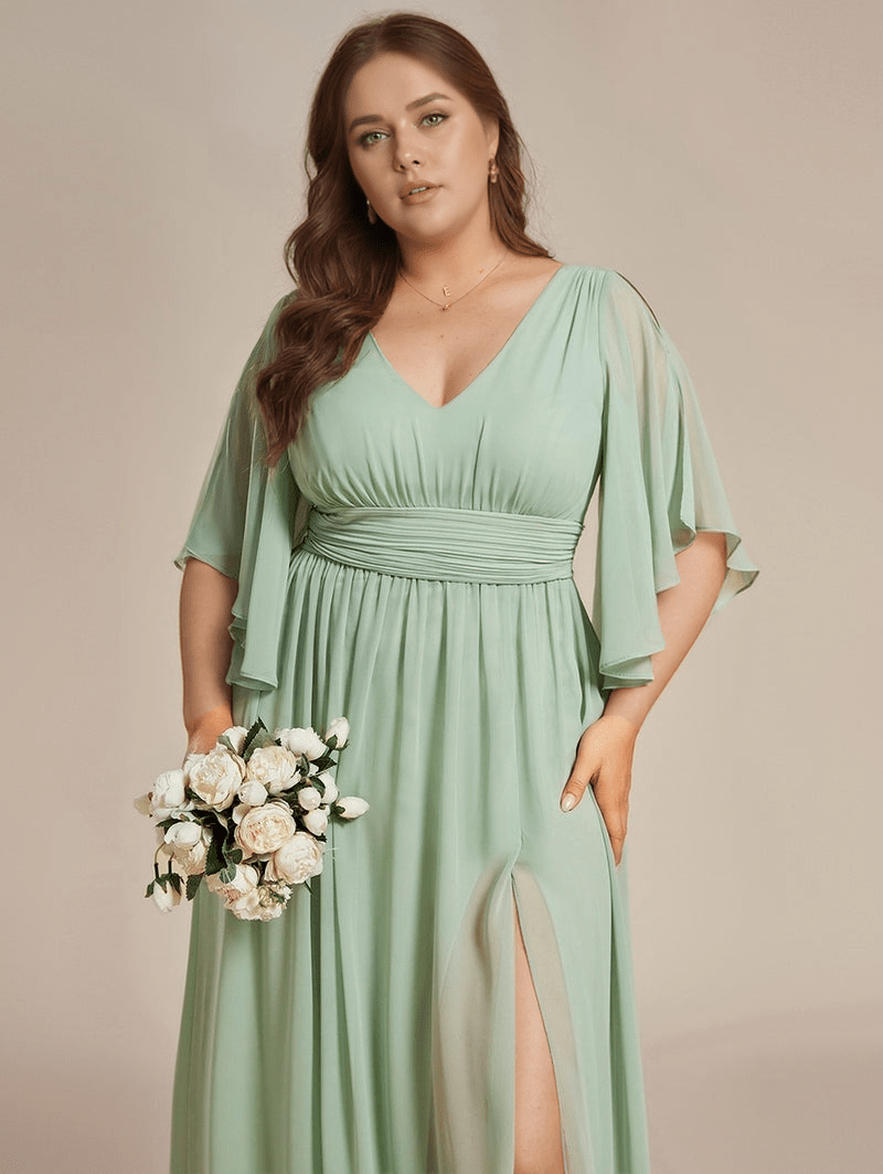 Robe demoiselle d'honneur grande taille longue verte manches courtes fendue tenue chic bouquet fleurs