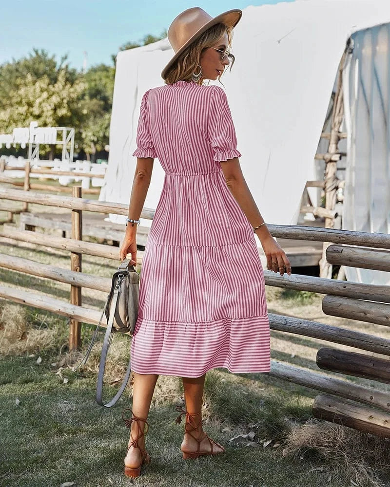 Robe été bohème rose midi fluide femme à rayures, manches courtes, idéale pour la plage ou balade champêtre