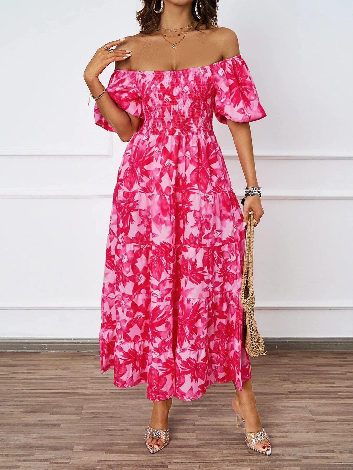 robe été fleurie épaules dénudées style bohème invitée mariage longueur midi coupe trapèze