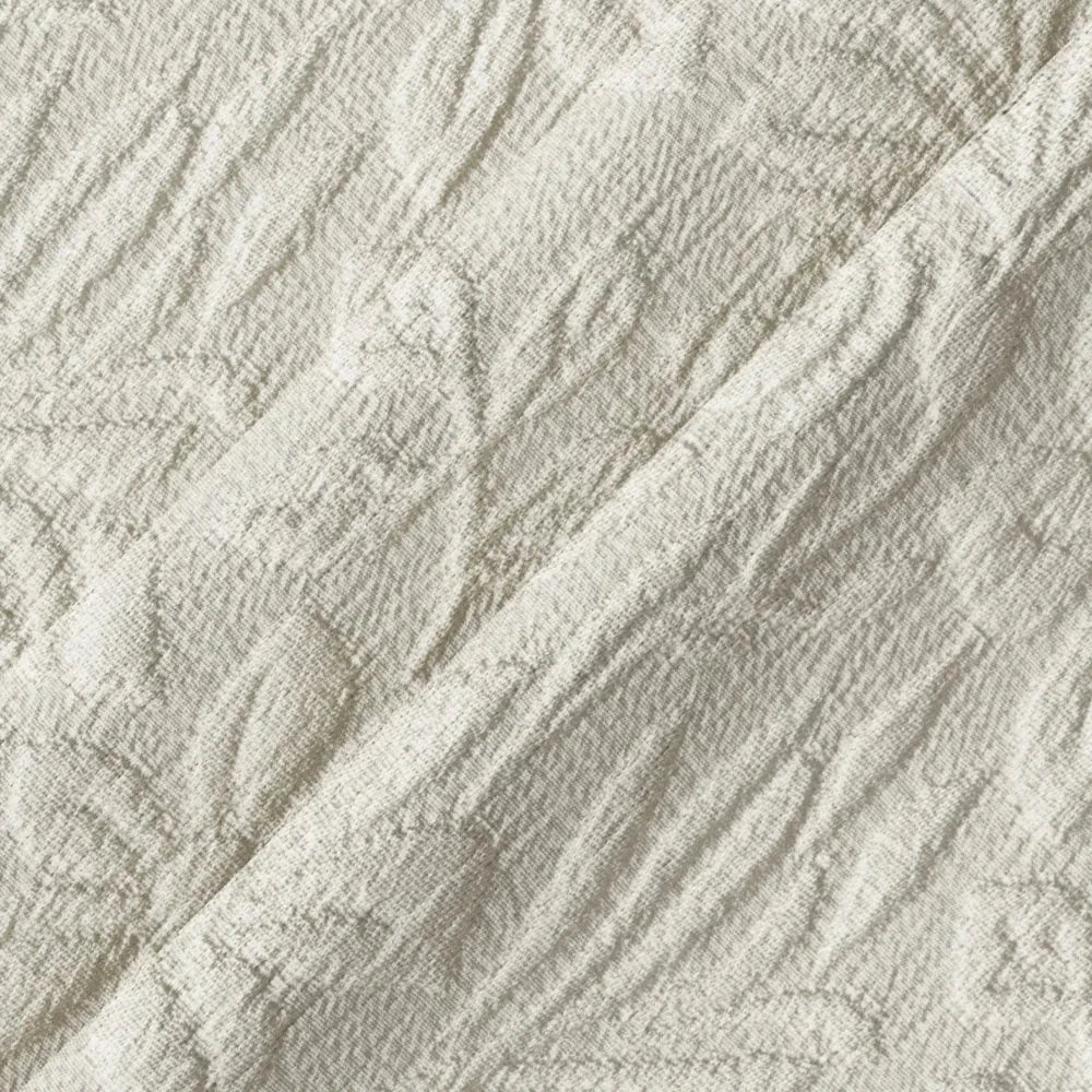 robe d’été midi blanche chic et fluide parfaite pour une cérémonie ou un cocktail en bord de mer
