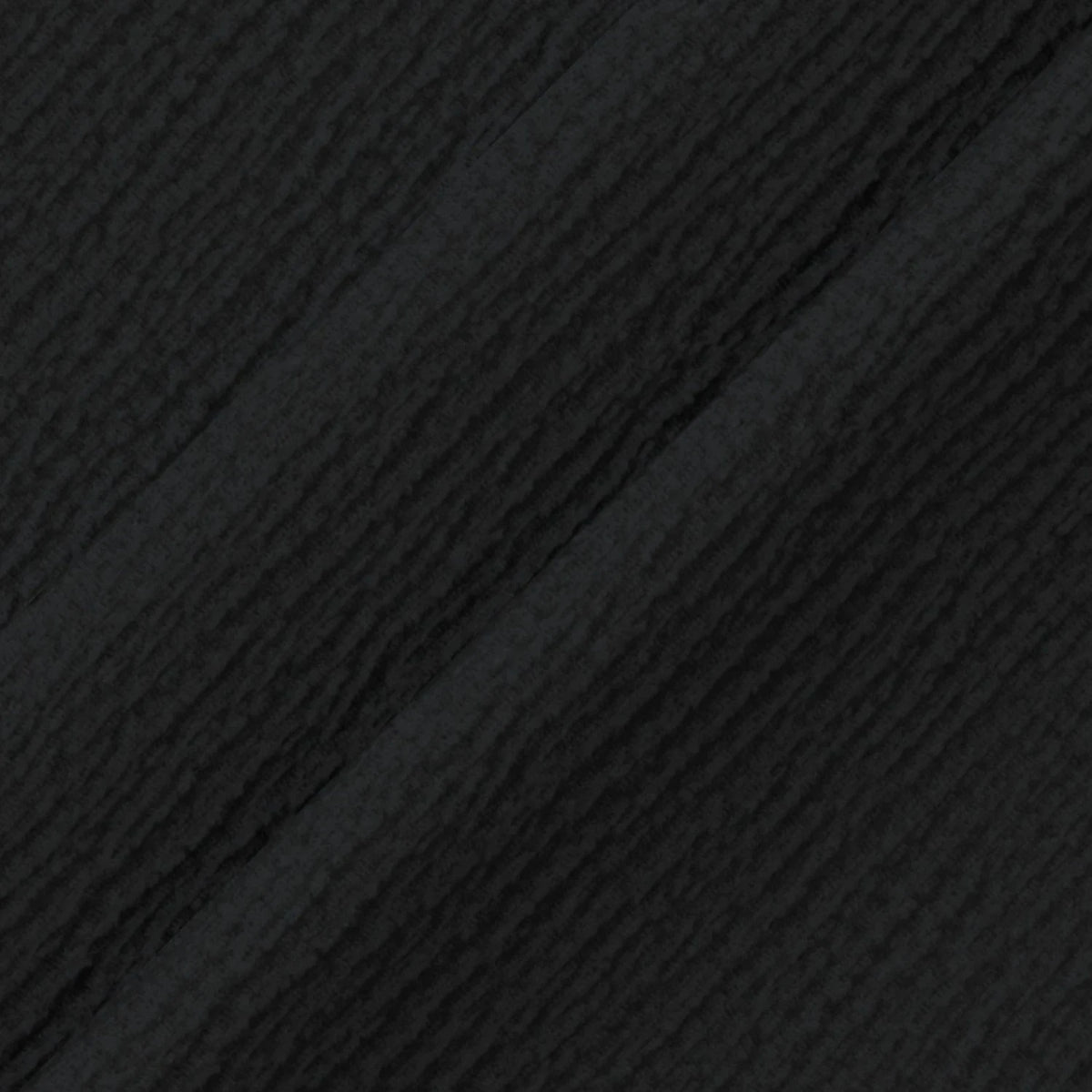 robe été noire longue fluide à bretelles fines, idéale pour look casual chic et journées ensoleillées