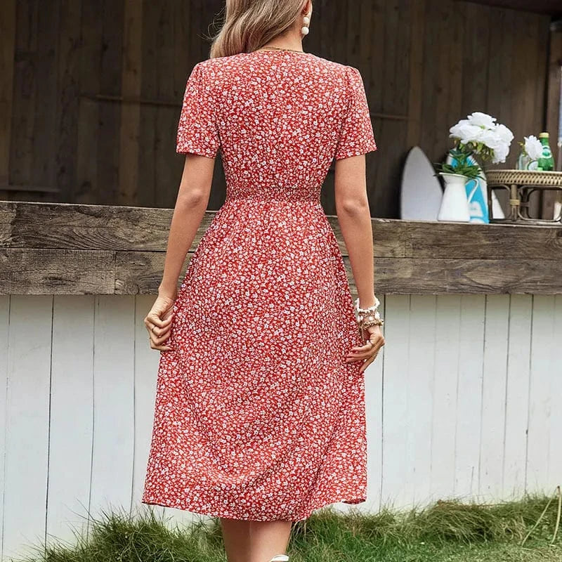 Robe été bohème fleurie rouge midi trapèze manches courtes pour femme, parfaite pour un look casual chic