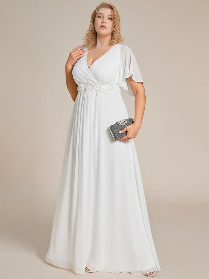 Robe mariage grande taille longue blanche fluide femme manches courtes trapèze chic accessoire pochette