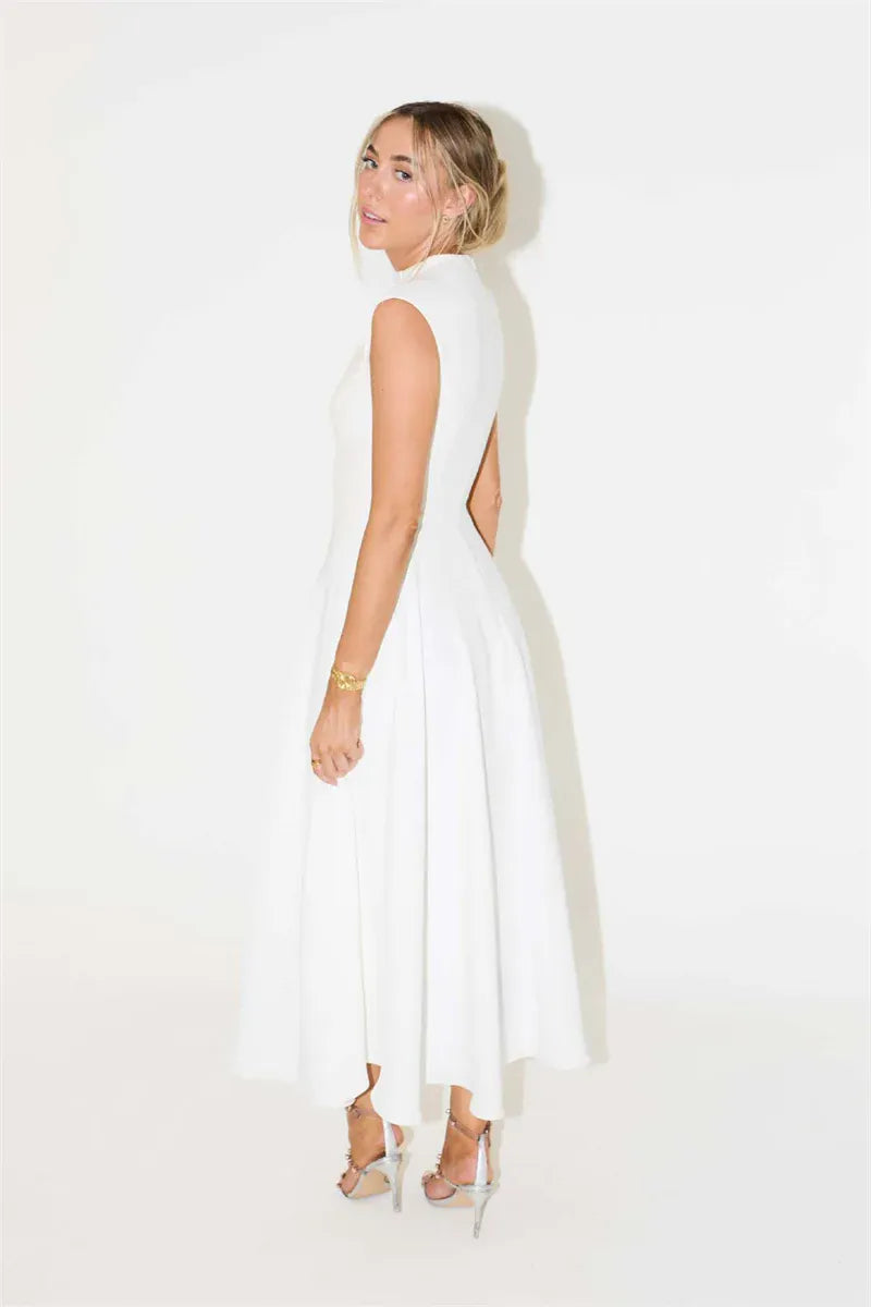 Robe habillée midi sans manches évasée