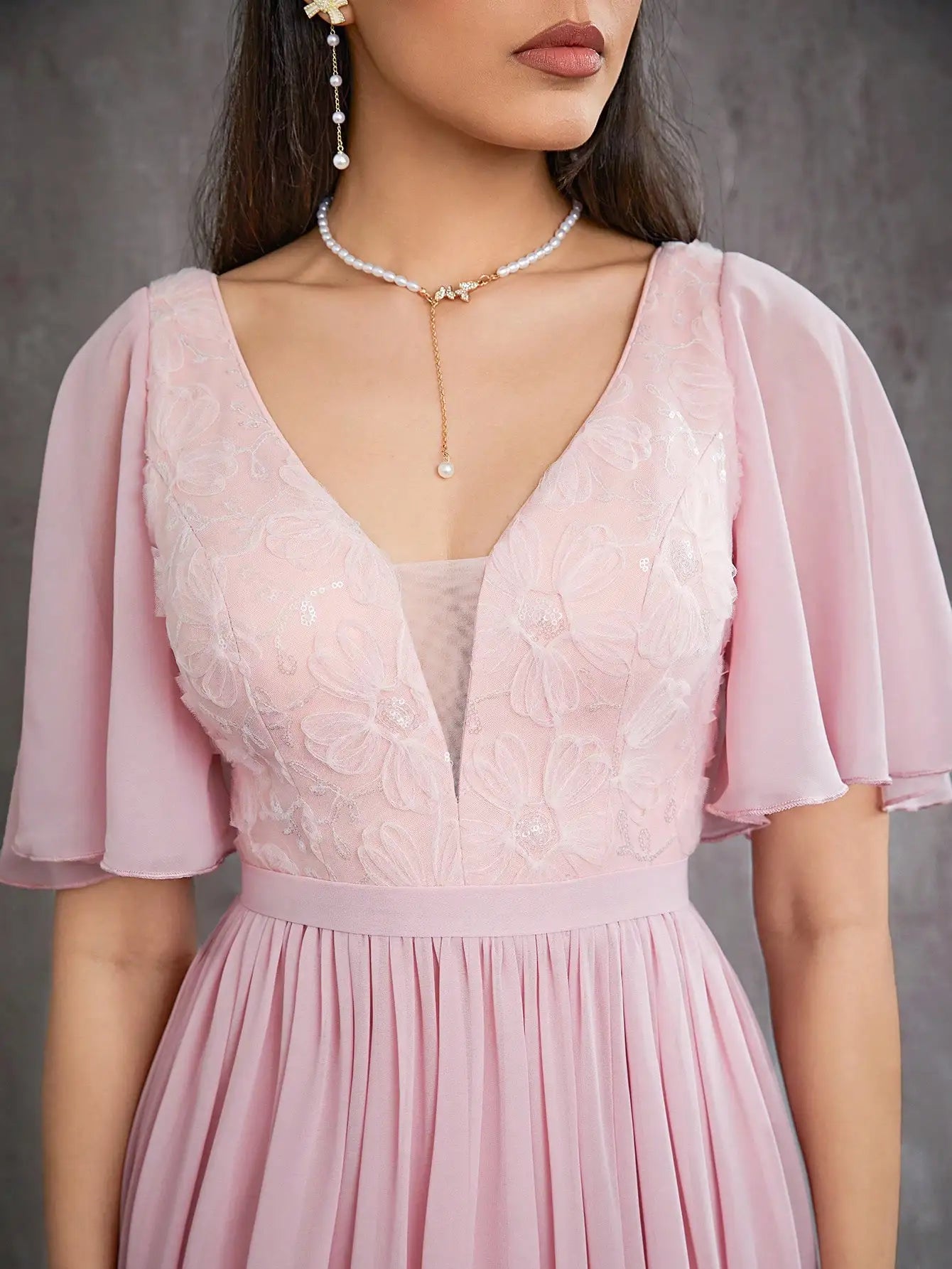 Robe invitée au mariage rose longue fendue