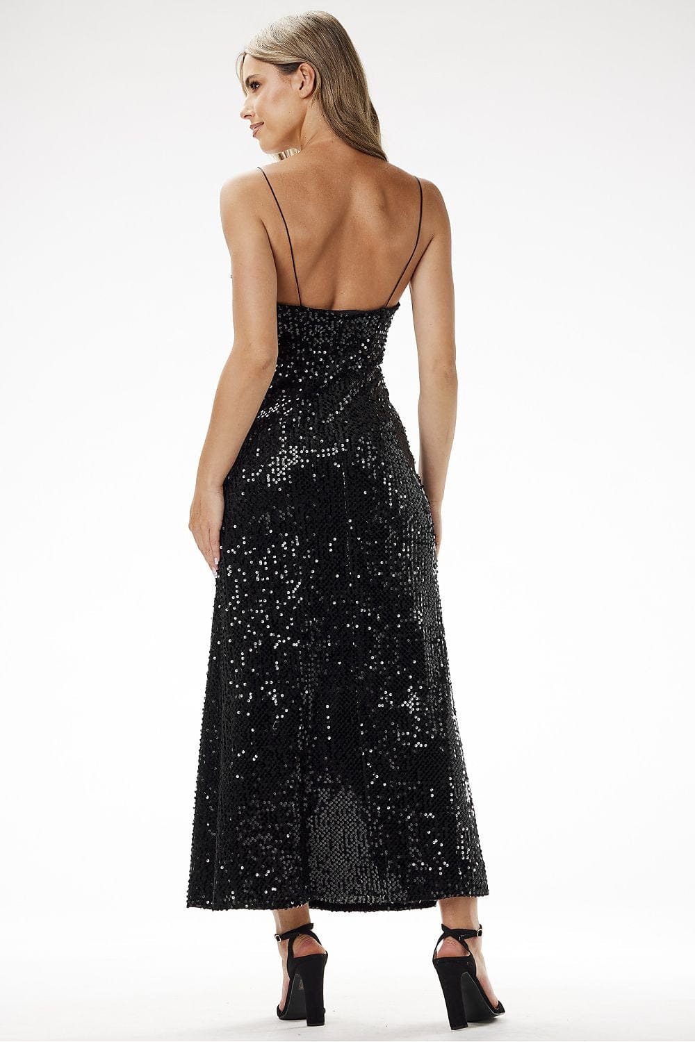 robe de soirée paillette chic longue noire silhouette moulante à bretelles pour nouvel an ou gala