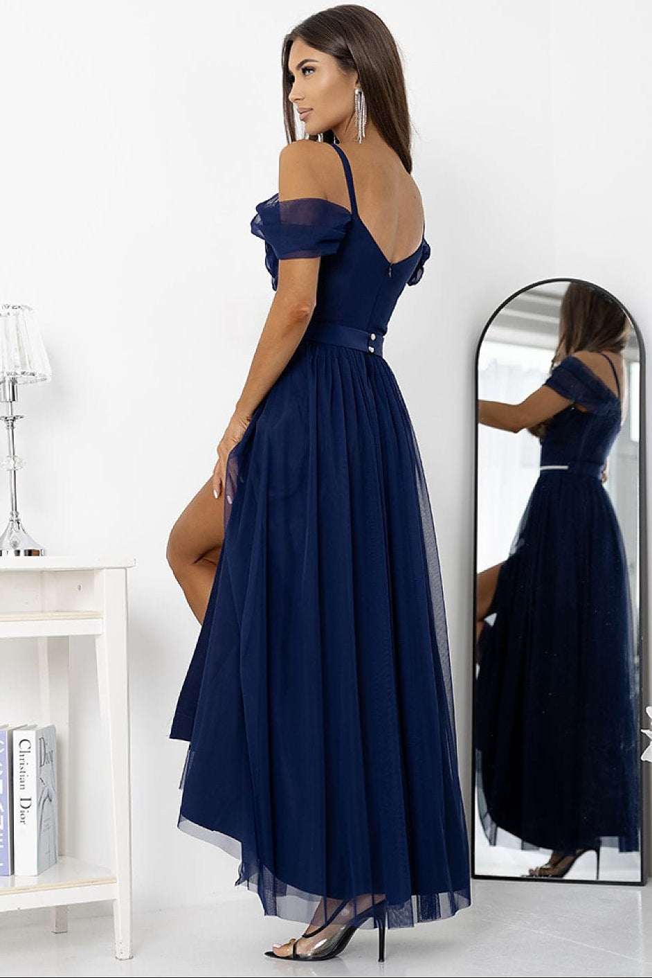 Robe de soirée chic longue bleu manches courtes épaules dénudées élégante femme invitation mariage