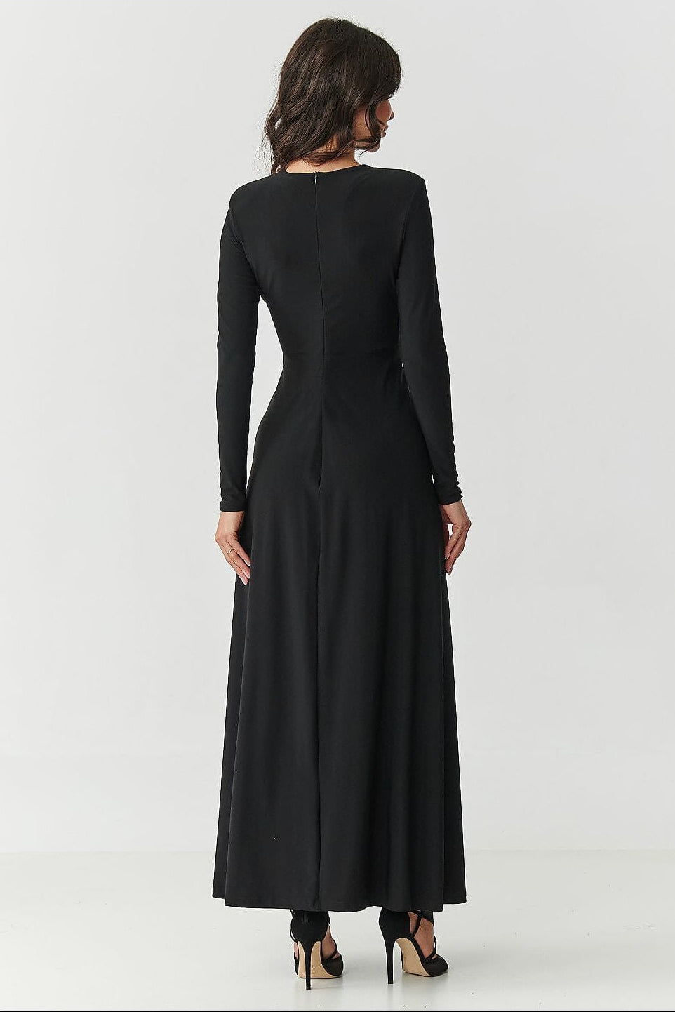 Robe de soirée chic noire longue manches longues élégante pour mariage invité ou événement habillé femme