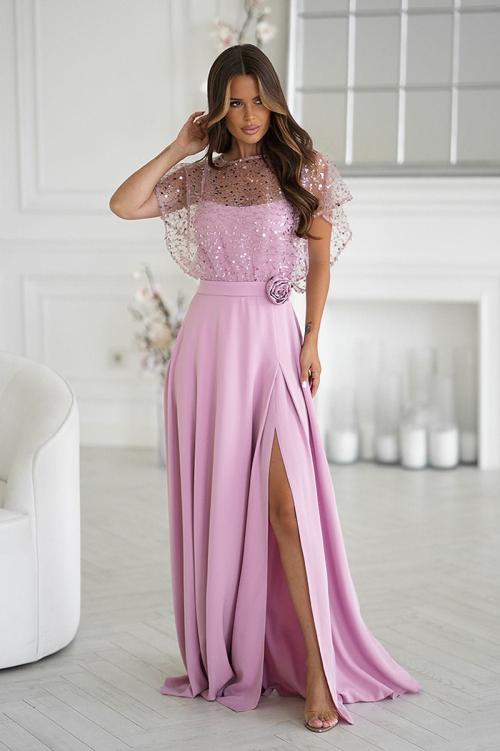 Robe longue soirée chic rose fendue manches courtes élégante pour cocktail ou mariage invité printemps