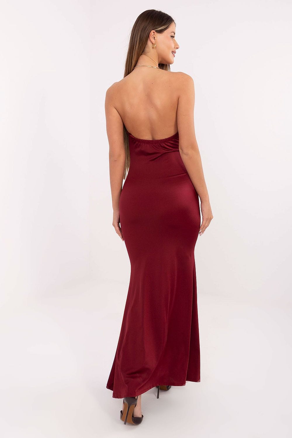 Robe de soirée dos nu longue moulante rouge élégante pour mariage invité chic ou soirée habillée femme
