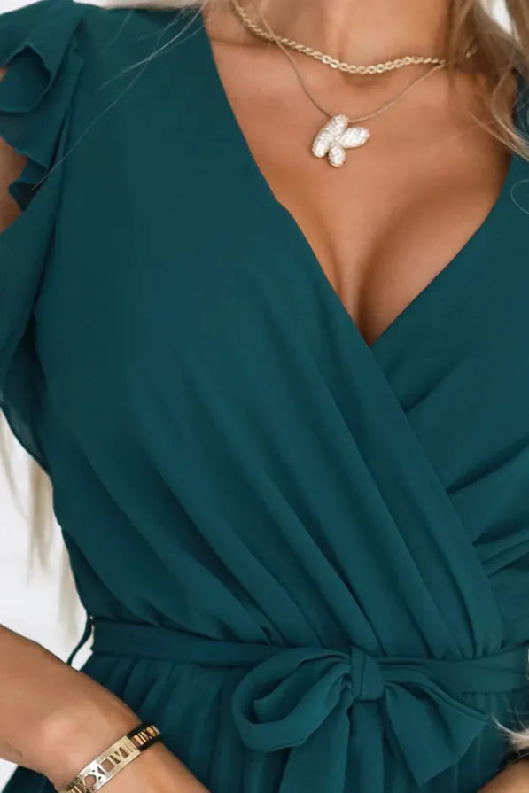 Robe plissée verte sans manches