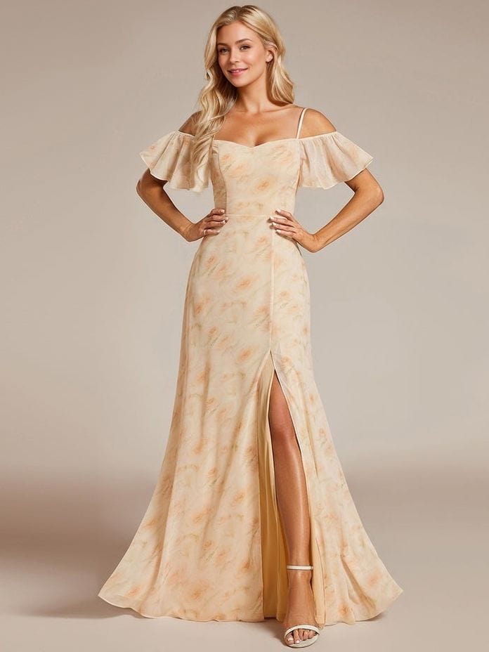 Robe longue champagne fendue fluide à épaules dénudées pour soirée chic ou invitée mariage bohème