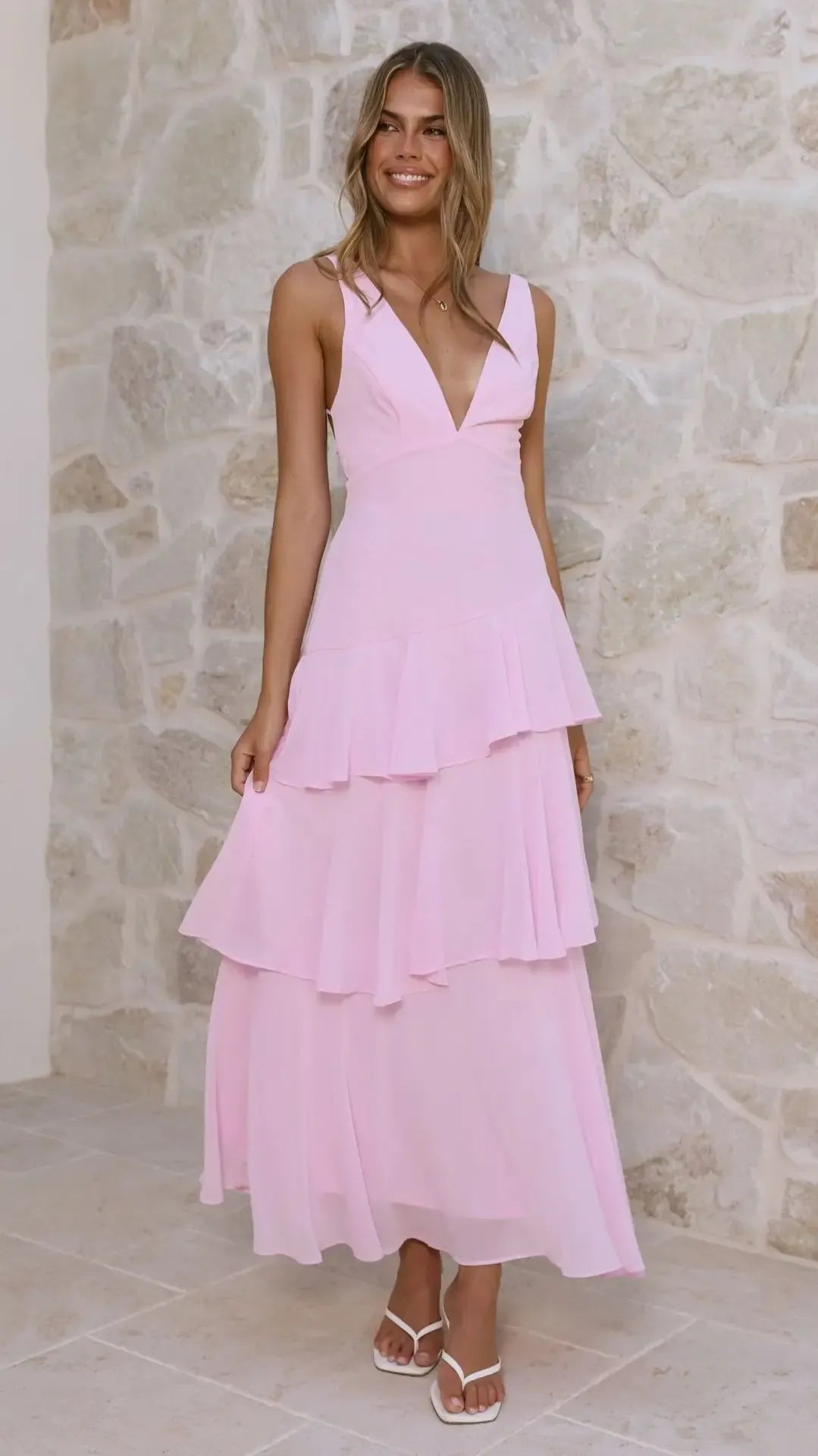 Robe pour unvitée au mariage dos nu fluide