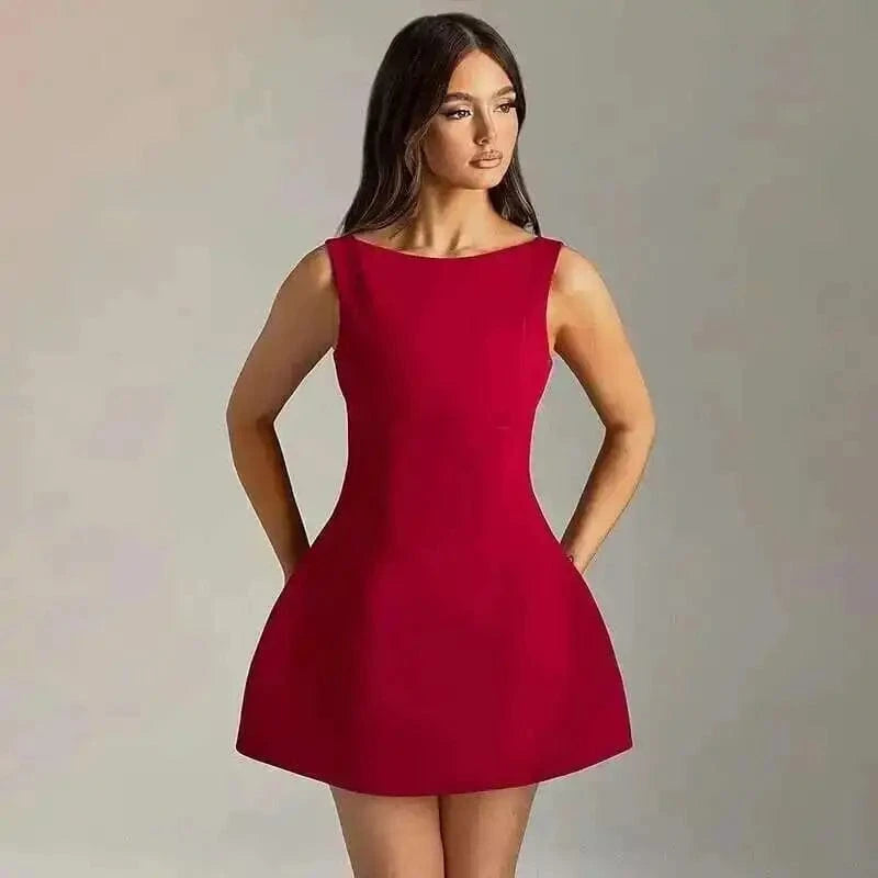 Robe courte rouge évasée sans manches pour cocktail chic été femme, idéale soirée ou évènement mariage invité