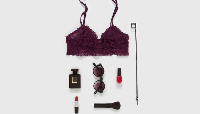 accessoires pour robe bordeaux