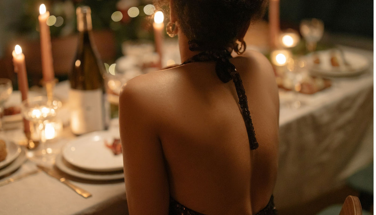 femme en soutien-gorge dos nu