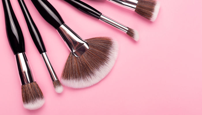 maquillage pour robe rose poudré