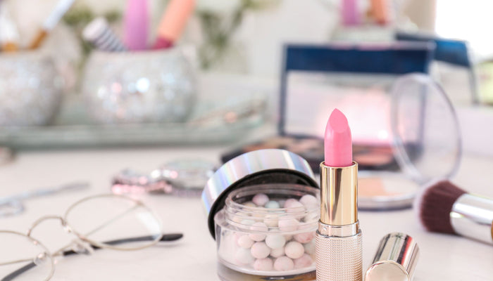 maquillage pour robe rose