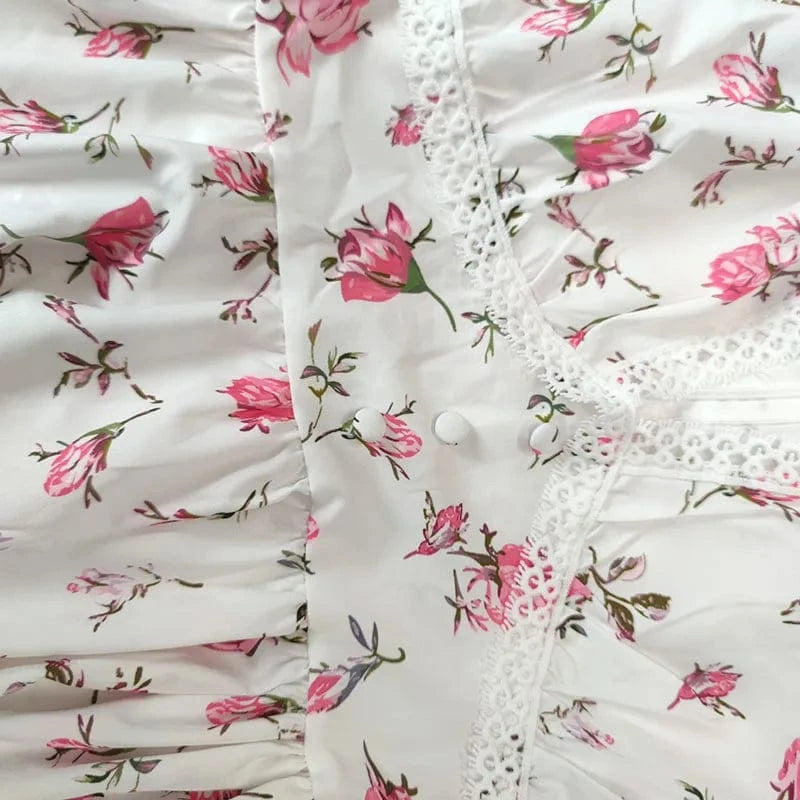 robe invitée mariage champêtre courte fluide à manches courtes idéale pour un événement estival chic