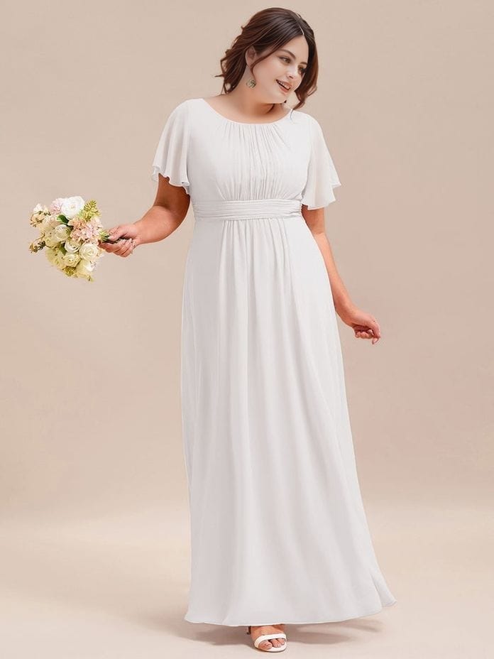 Robe mariage grande taille blanche longue manches courtes trapèze élégante femme bouquet fleurs