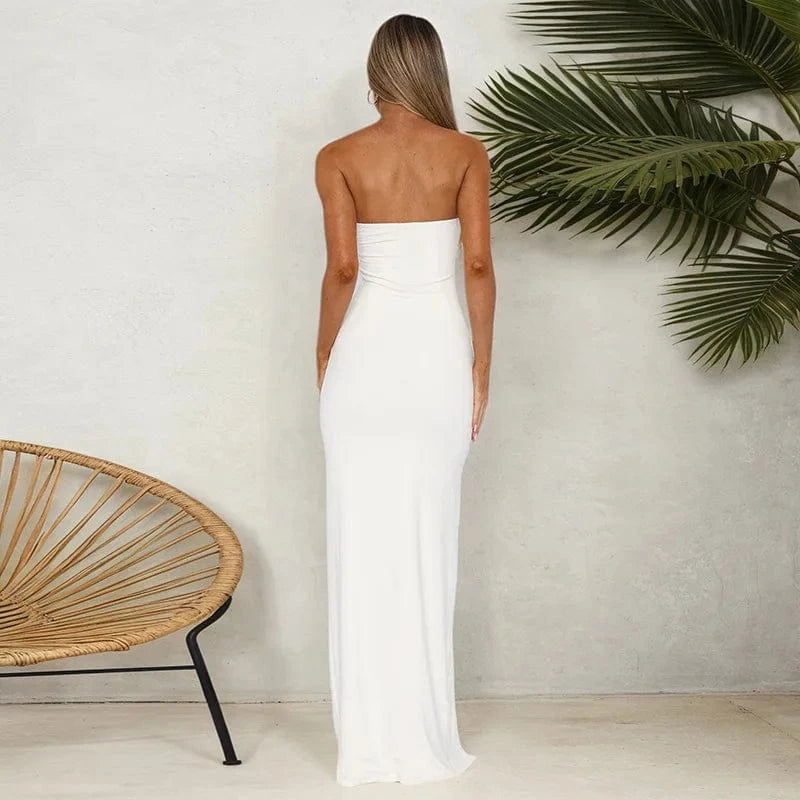 Robe longue blanche bustier moulante élégante pour mariage invité chic été dos nu femme moderne