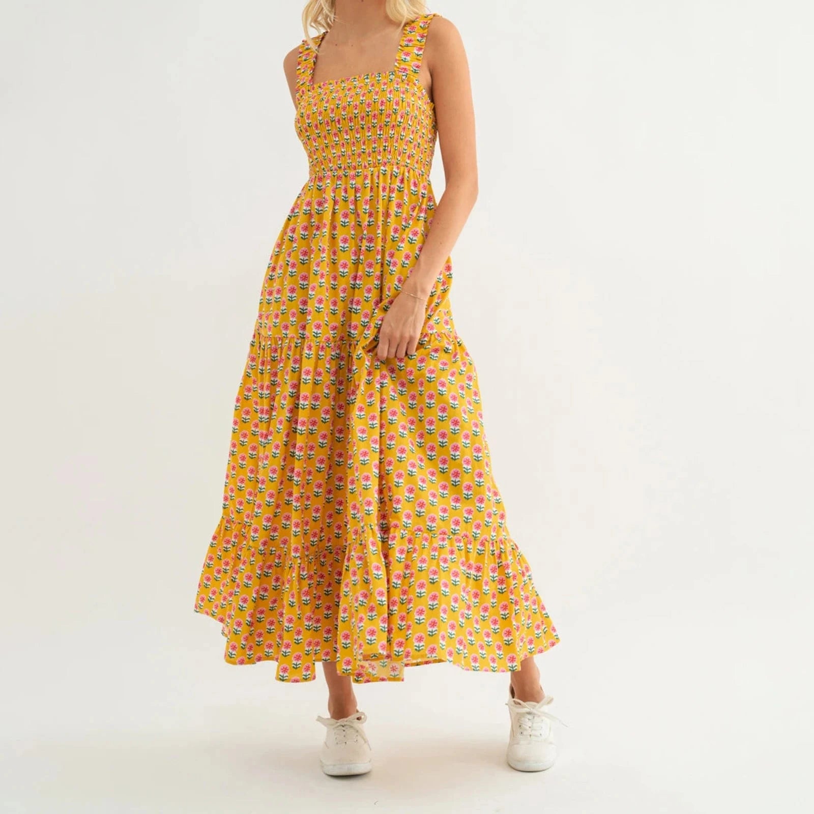Robe été bohème fleurie jaune longue sans manches silhouette évasée style décontracté femme